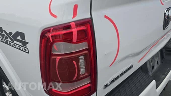 2022 Ram 2500 Laramie Crew Cab Medium Bed - miniatura 32