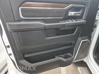 2022 Ram 2500 Laramie Crew Cab Medium Bed - miniatura 9