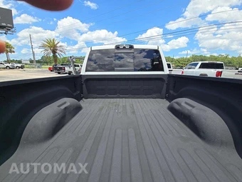2022 Ram 2500 Laramie Crew Cab Medium Bed - miniatura 22