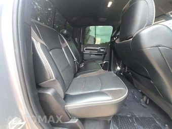 2022 Ram 2500 Laramie Crew Cab Medium Bed - miniatura 16