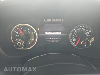 2022 Ram 2500 Laramie Crew Cab Medium Bed - miniatura 12