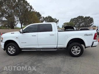 2022 Ram 2500 Laramie Crew Cab Medium Bed - miniatura 2