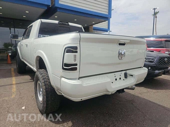 2022 Ram 2500 Laramie Extended Crew Cab Medium Bed - miniatura 2