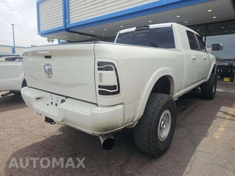 2022 Ram 2500 Laramie Extended Crew Cab Medium Bed - miniatura 3
