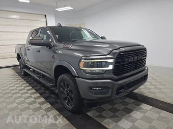 2022 Ram 2500 Laramie Extended Crew Cab Medium Bed - miniatura 3