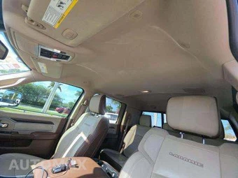 2022 Ram 2500 Laramie Extended Crew Cab Medium Bed – miniatura 11