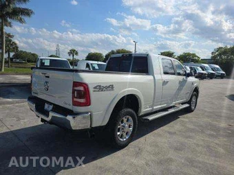 2022 Ram 2500 Laramie Extended Crew Cab Medium Bed – miniatura 3