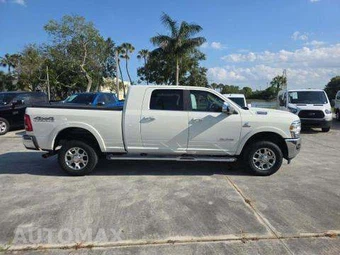 2022 Ram 2500 Laramie Extended Crew Cab Medium Bed – miniatura 4