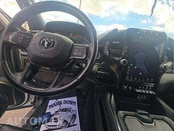 2022 Ram 2500 Limited Crew Cab Medium Bed – miniatura 10