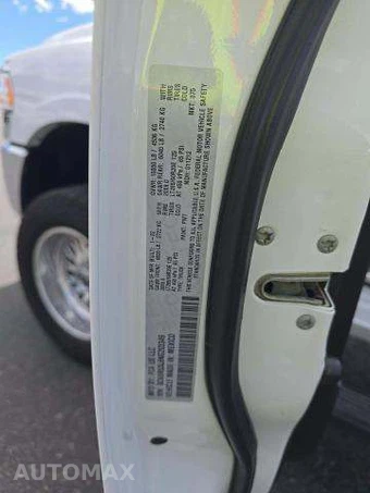2022 Ram 2500 Limited Crew Cab Medium Bed – miniatura 5