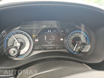 2022 Ram 2500 Limited Crew Cab Medium Bed – miniatura 12