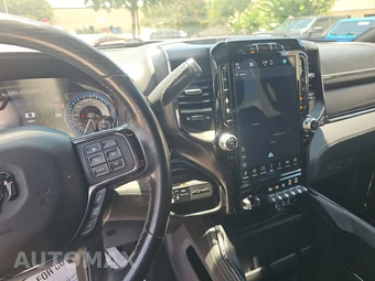 2022 Ram 2500 Limited Extended Crew Cab Medium Bed – miniatura 11
