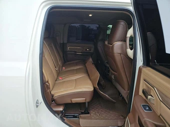 2022 Ram 2500 Limited Longhorn Extended Crew Cab Medium Bed - miniatura 16
