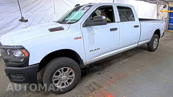 2022 Ram 2500 Tradesman Crew Cab Long Bed - samochód z USA z aukcji Manheim, oferta Kup Teraz w AUTOMAX