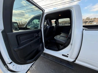 2022 Ram 2500 Tradesman Crew Cab Medium Bed - miniatura 20