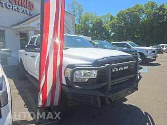 2022 Ram 2500 Tradesman Crew Cab Medium Bed - miniatura 4