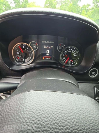 2022 Ram 2500 Tradesman Crew Cab Medium Bed - miniatura 9