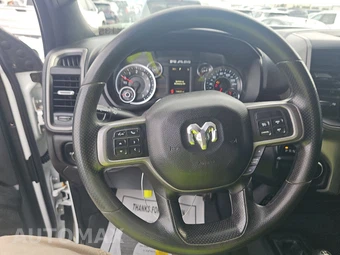 2022 Ram 2500 Tradesman Crew Cab Medium Bed – miniatura 10