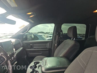 2022 Ram 2500 Tradesman Crew Cab Medium Bed – miniatura 18