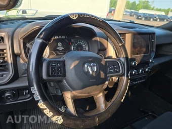 2022 Ram 2500 Tradesman Crew Cab Medium Bed - miniatura 10
