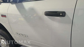 2022 Ram 2500 Tradesman Crew Cab Medium Bed - miniatura 24
