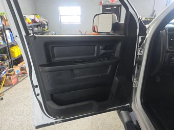 2022 Ram 2500 Tradesman Crew Cab Medium Bed - miniatura 9