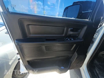 2022 Ram 2500 Tradesman Crew Cab Medium Bed - miniatura 9