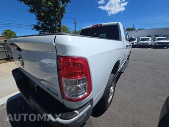 2022 Ram 2500 Tradesman Crew Cab Medium Bed - miniatura 3