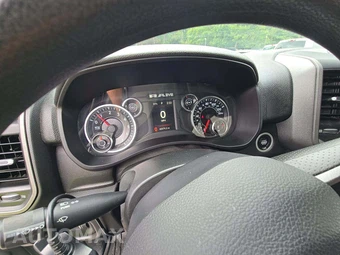 2022 Ram 2500 Tradesman Crew Cab Medium Bed - miniatura 9