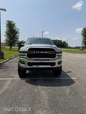 2022 Ram 2500 Tradesman Crew Cab Medium Bed - miniatura 3