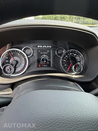 2022 Ram 2500 Tradesman Crew Cab Medium Bed - miniatura 9