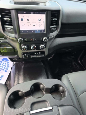 2022 Ram 2500 Tradesman Crew Cab Medium Bed - miniatura 10