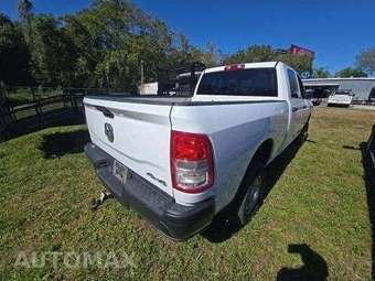 2022 Ram 2500 Tradesman Crew Cab Medium Bed - miniatura 3