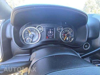 2022 Ram 2500 Tradesman Crew Cab Medium Bed - miniatura 9
