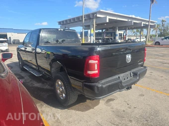 2022 Ram 3500 Big Horn Crew Cab Long Bed - miniatura 6