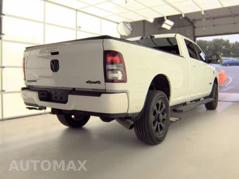 2022 Ram 3500 Big Horn Crew Cab Long Bed - miniatura 4