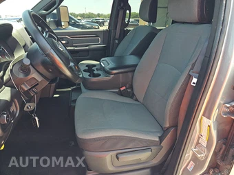 2022 Ram 3500 Big Horn Crew Cab Long Bed - miniatura 7
