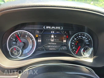 2022 Ram 3500 Big Horn Crew Cab Long Bed DRW - miniatura 12