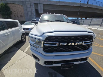 2022 Ram 3500 Big Horn Crew Cab Long Bed DRW - miniatura 2