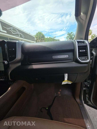 2022 Ram 3500 Big Horn Extended Crew Cab Medium Bed DRW – miniatura 19