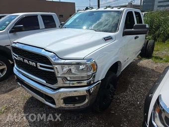2022 Ram 3500 Cab Chassis Tradesman Crew Cab DRW - car from the USA, Manheim Buy-Now listing at AUTOMAX