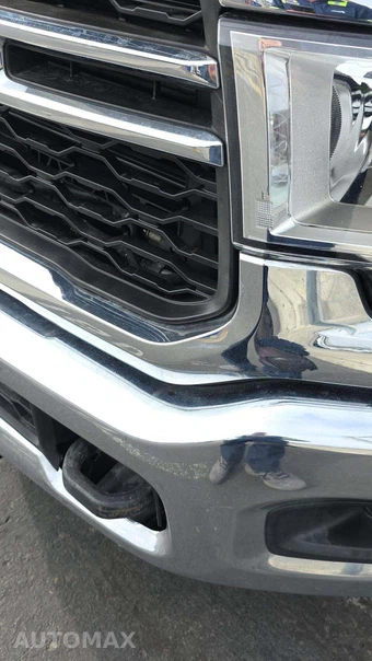 2022 Ram 3500 Cab Chassis Tradesman Crew Cab DRW - miniatura 21
