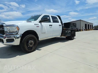 2022 Ram 3500 Cab Chassis Tradesman Crew Cab DRW