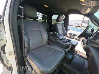 2022 Ram 3500 Cab Chassis Tradesman Crew Cab DRW - miniatura 18