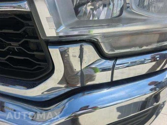 2022 Ram 3500 Cab Chassis Tradesman Crew Cab DRW - miniatura 24