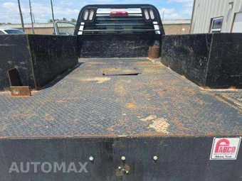 2022 Ram 3500 Cab Chassis Tradesman Crew Cab DRW - miniatura 30