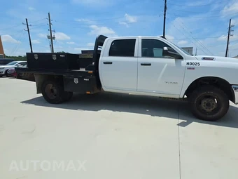 2022 Ram 3500 Cab Chassis Tradesman Crew Cab DRW - miniatura 5