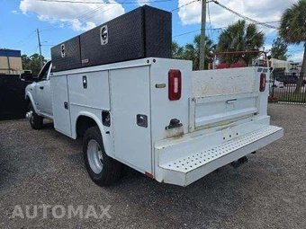 2022 Ram 3500 Cab Chassis Tradesman Crew Cab DRW - miniatura 2