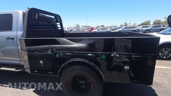 2022 Ram 3500 Cab Chassis Tradesman Crew Cab DRW – miniatura 34