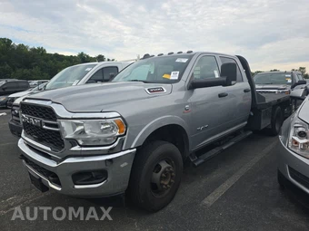 2022 Ram 3500 Cab Chassis Tradesman Crew Cab DRW